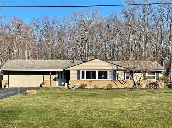 7443 Sherwood Dr, Mentor, OH 44060