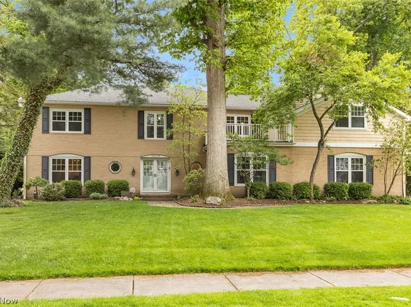 30475 Timber Ln, Bay Village, OH 44140