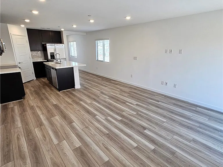 2112 Abraham Ave — Photo 19