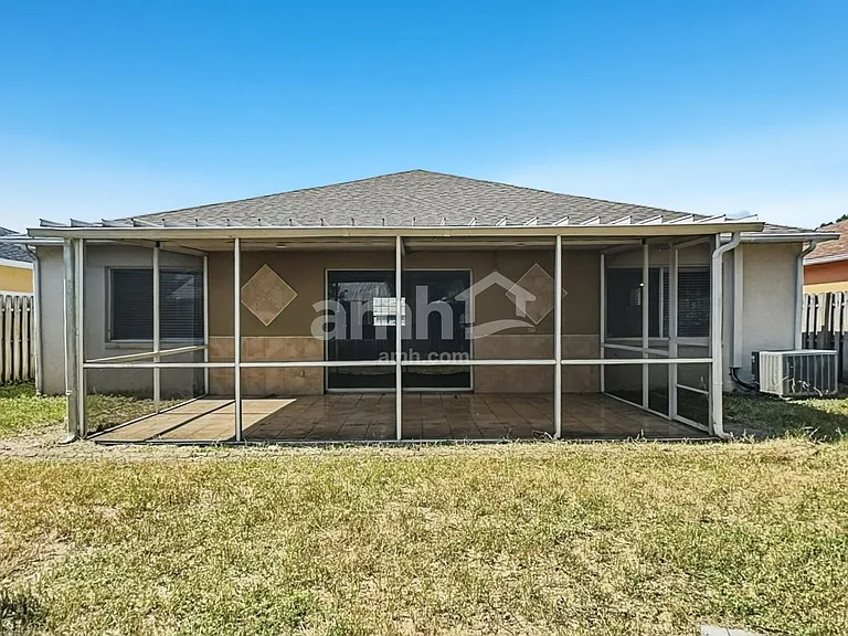 12024 Cedarfield Dr — Photo 16