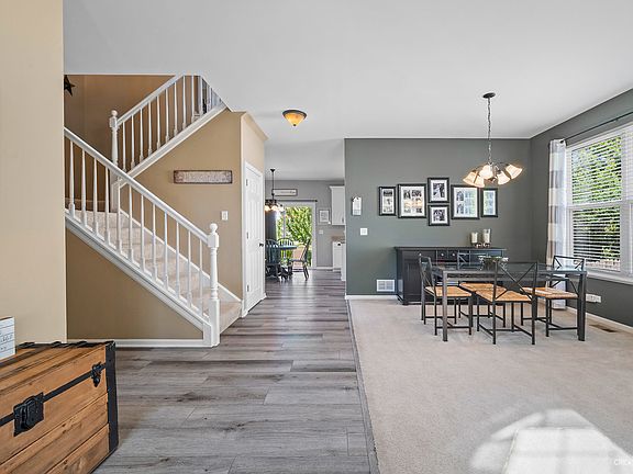 2nd image of 2433 Sir Barton Ln
