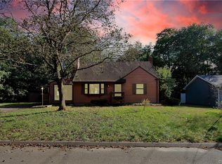 46 Play Rd, Enfield, CT 06082