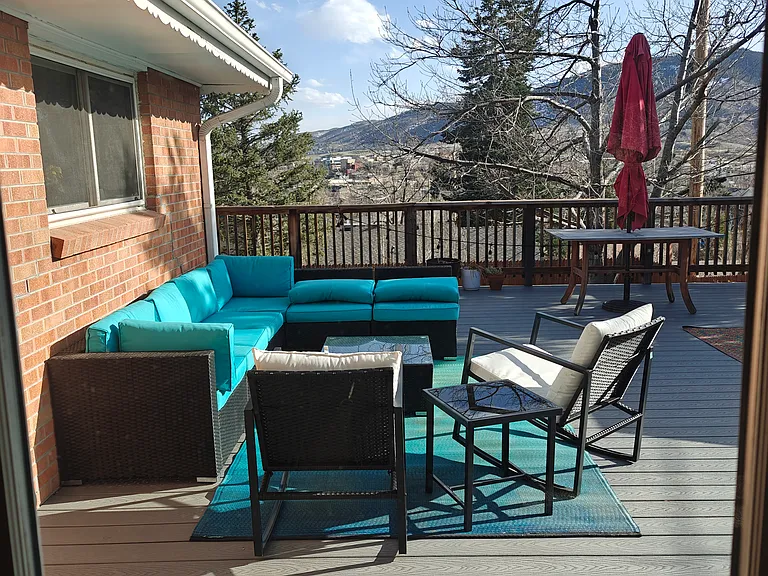 Shared Deck