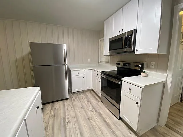 2033 Mango Cir — Photo 7
