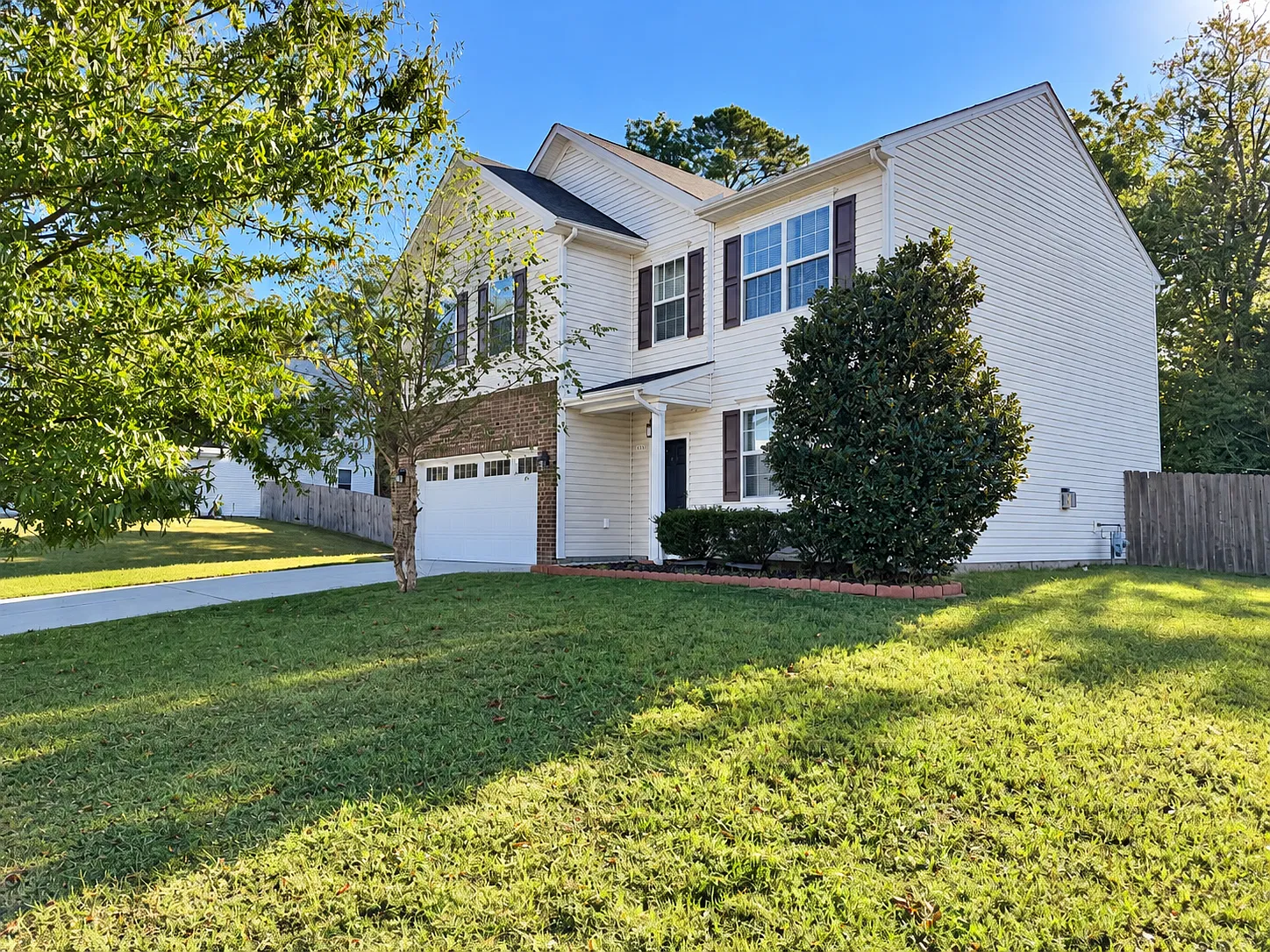 3 bed, 2.5 bath, 2154 sqft, $2,790 — Photo 2