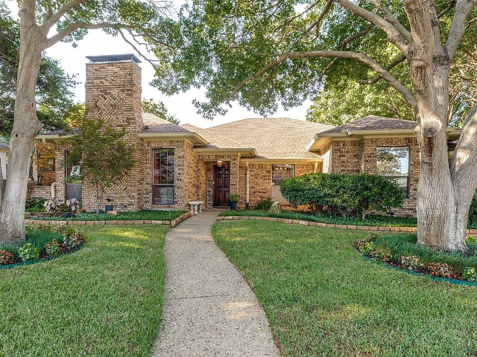 1st image of 9912 Silvertree Dr