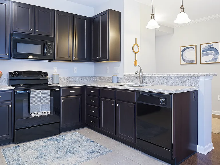Cumberland Trace Village Apartments — Photo 8
