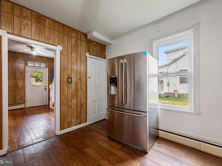 309 N Lawrence St — Photo 10