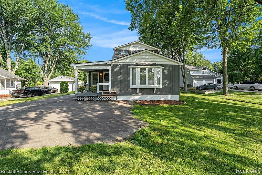 47429 Sugarbush Rd, Chesterfield, MI 48047 Zillow