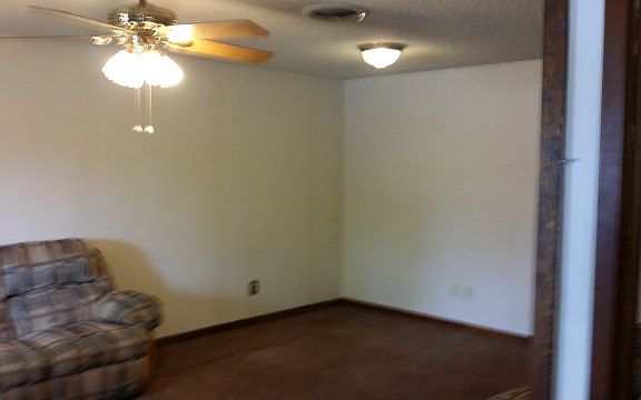 2nd image of 1436 Custer Ave
