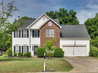 915 Knightsbridge Rd, Fort Mill, SC 29708