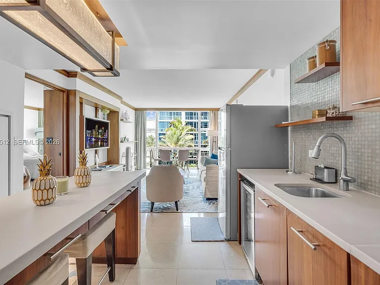 6801 Collins Ave #308 — Photo 11