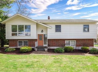 36 Friendly Rd, Mahopac, NY 10541