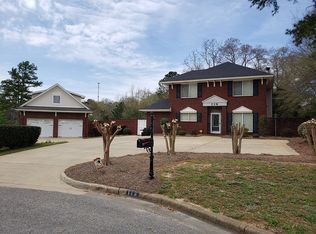 118 Sweetbriar Ct, Prattville, AL 36067