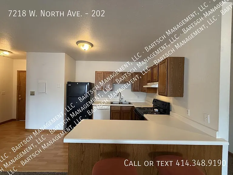 7218 W North Ave #202 — Photo 5