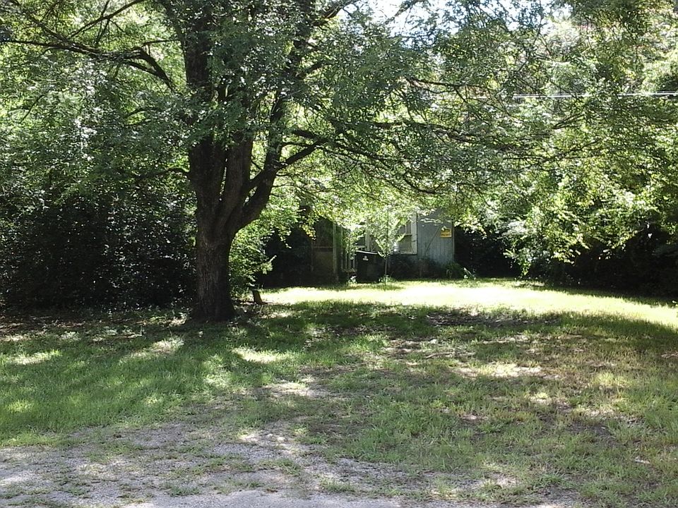 2nd image of 10904 Central Plank Rd