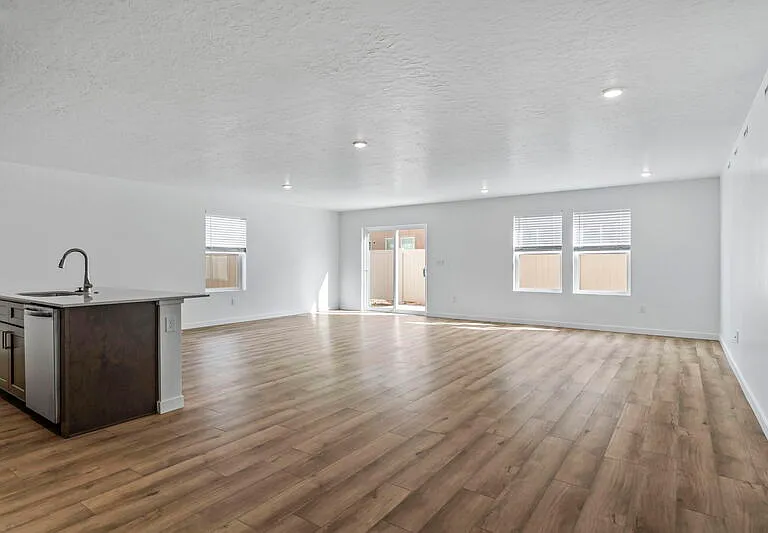 6743 W Yoke St — Photo 5