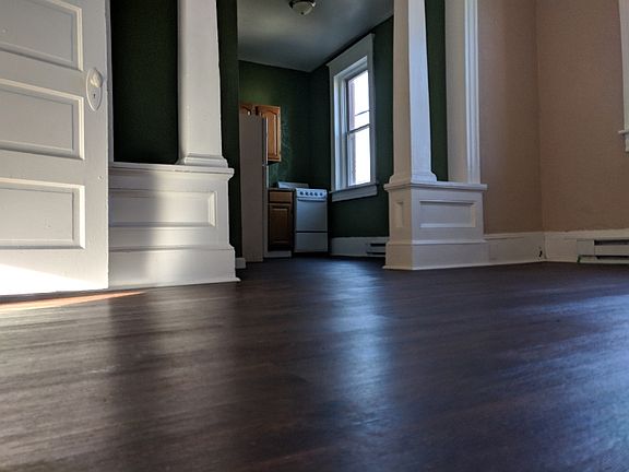 3rd image of 55 E Columbus Ave