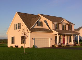 26 Brookwood Hills Dr, Horseheads, NY 14845
