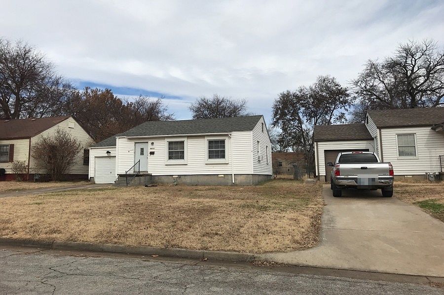 2nd image of 6929 E 5th Pl