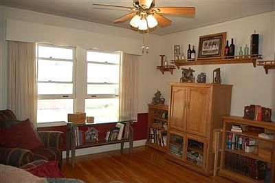 5th image of 140 Magnolia Ave