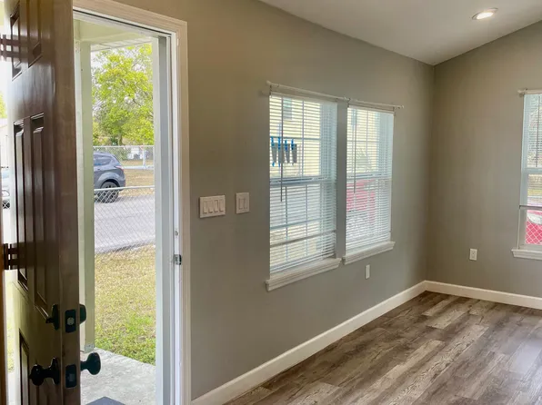 (undisclosed Address), Haines City, FL 33844