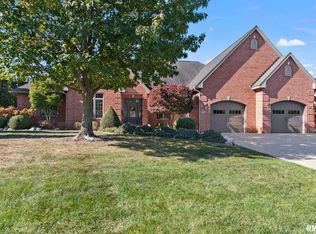 5013 Blackwolf Rd, Springfield, IL 62711