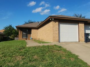 6721 Loma Vista Dr, Fort Worth, TX 76133