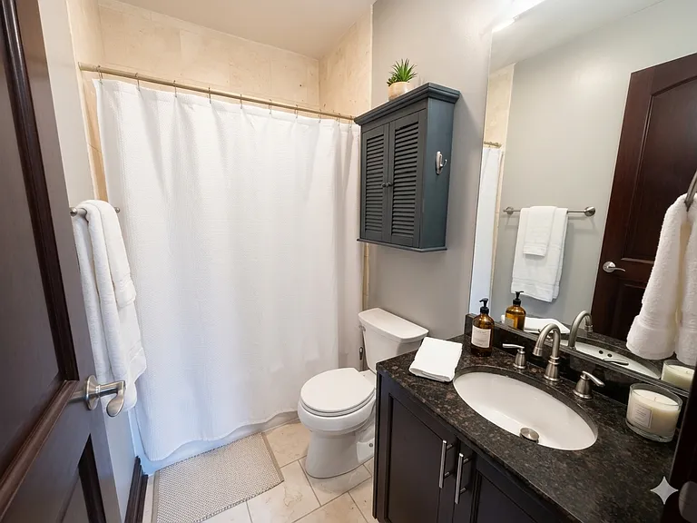 1416 W Superior St #2R — Photo 10