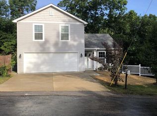 323 Paul St, Columbia, IL 62236