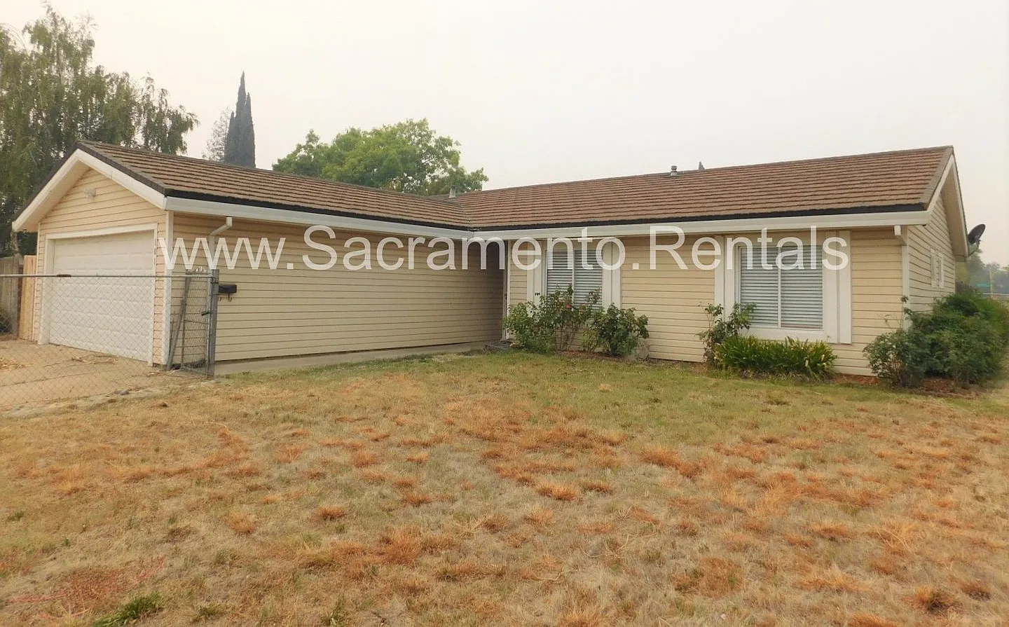 Updated 4bd/2ba Home near Cosumnes River College — Photo 1
