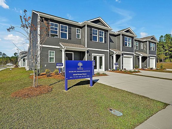 4118HobblebushDrive-2