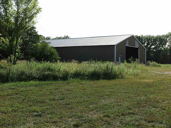 3rd image of 5201 E Moyer Dr