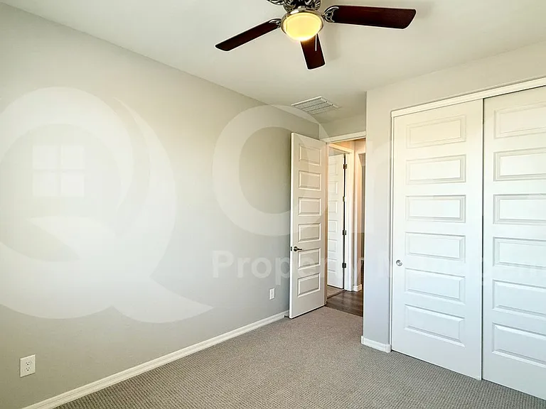 3749 E Stiles Ln — Photo 15