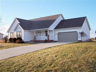 1st image of 143 Goldfinch Dr