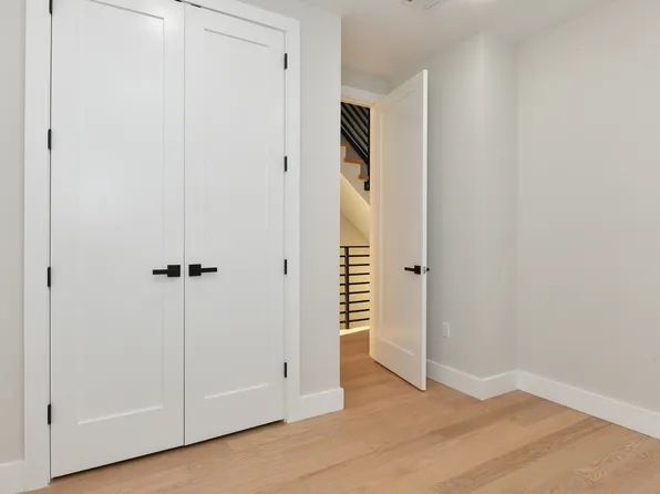 221 Columbia Avenue image 26 of 50