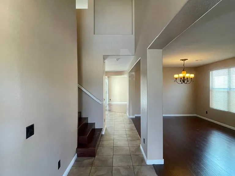 5645 Breckenridge St — Photo 4