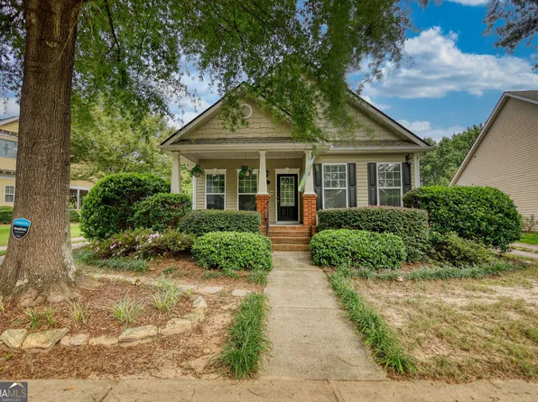 35 Orchard Dr, Covington, GA 30014