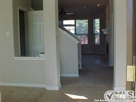 4th image of 9703 Selbourne Ln