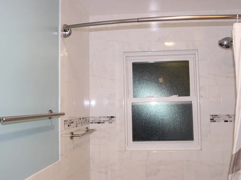 Bathroom on the first floor