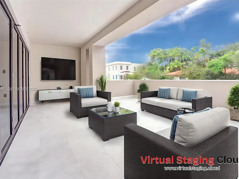 718 Valencia Ave #202 — Photo 31