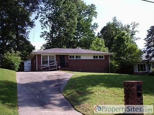 2nd image of 4206 Hampshire Dr