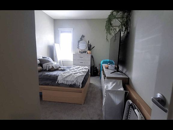 3rd image of 2422 San Fortunato St NW #A