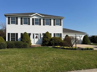 2775 Maplewood Ln, Ashland, OH 44805