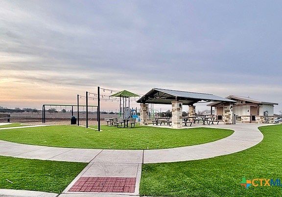 4th image of 205 Marty Allen Loop