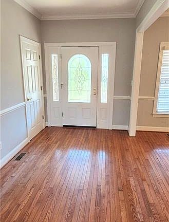 2nd image of 105 Sprinkle Mill Cir