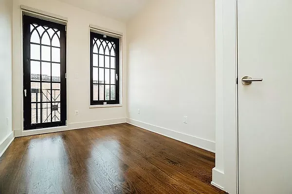 Rented by Pear NYC LLC | media 1