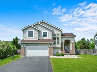 2227 Avalon Ct S, Buffalo Grove, IL