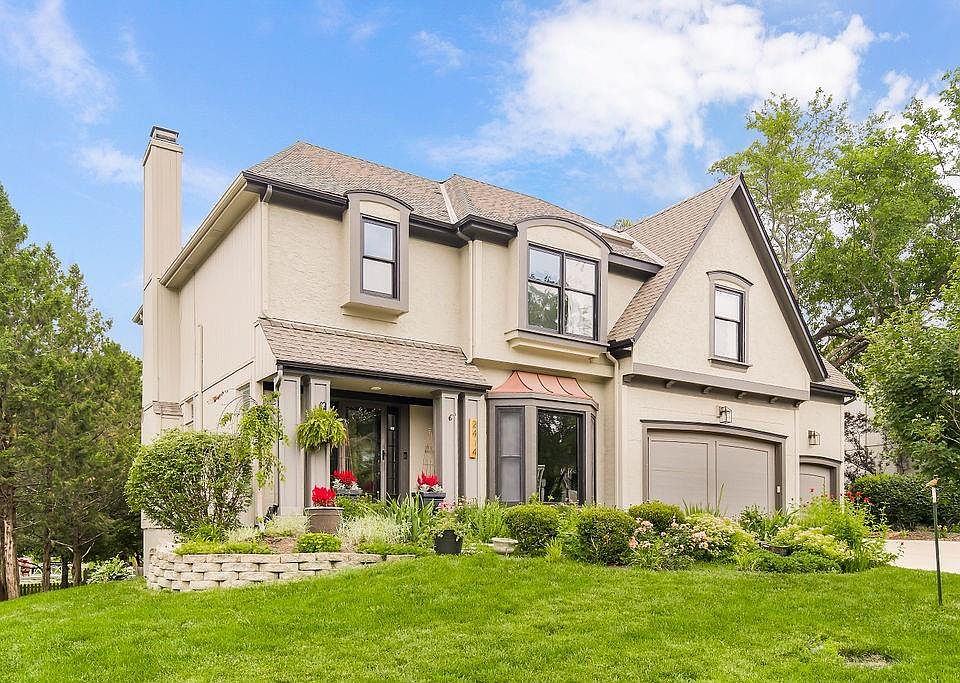 2414 SW Springwater Rdg, Lees Summit, MO 64081 Zillow