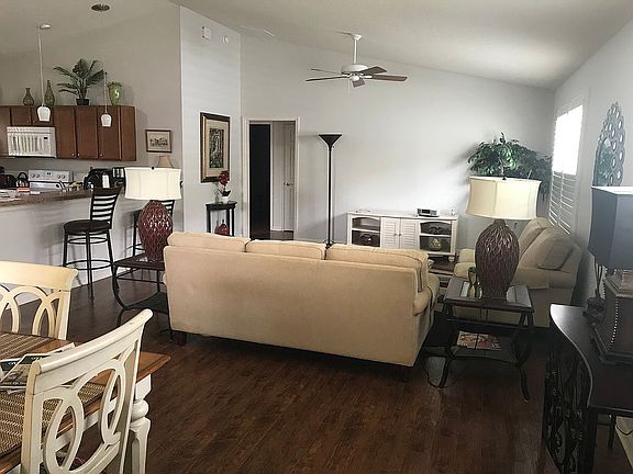 3rd image of 3138 Islawild Way